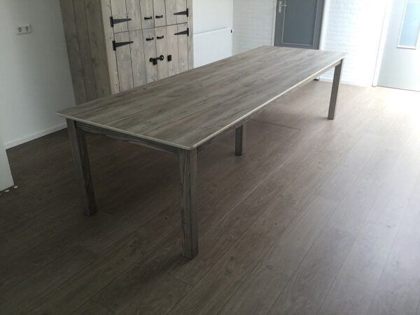 Natuurlijke tafel 150x100x73cm – Verrijdbaar