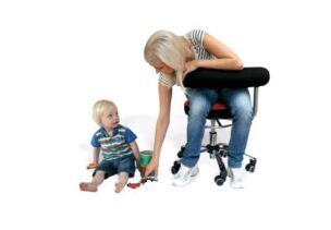 Sanus gezondheidsstoel, bureaustoel rood zwart foto 2