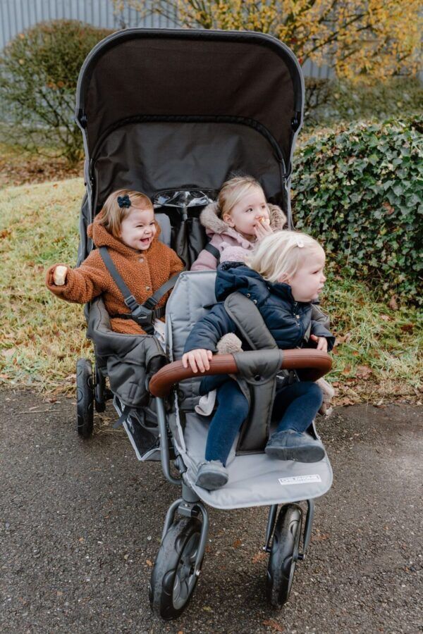 TRIPLET WANDELWAGEN + REGENHOES + ZONNEKAP – ANTRACIET