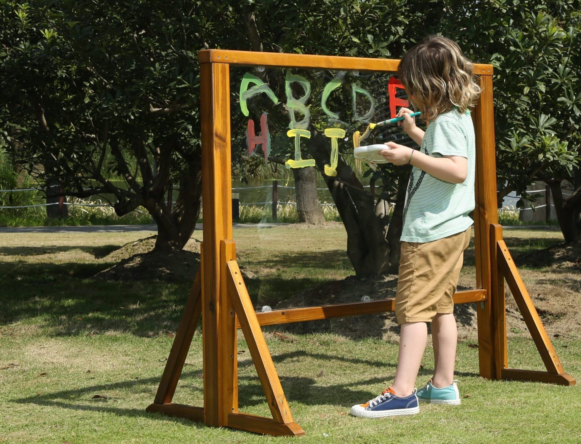 HW1-S142-A_5_Outdoor.jpg schilderezel kinderopvang