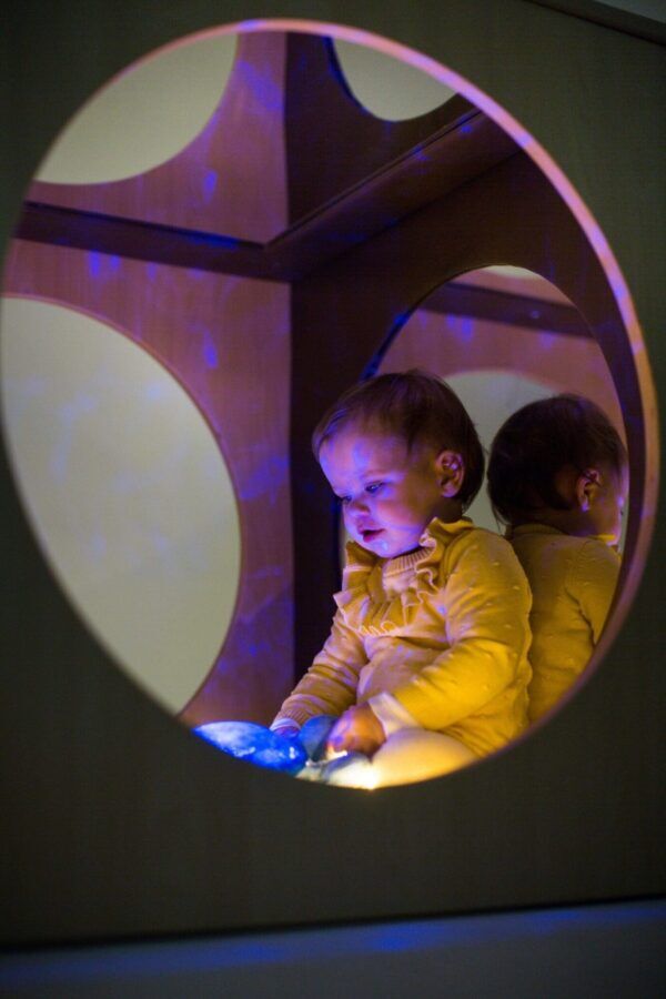 Houten Spiegelkubus – 2 spiegels en vloermat