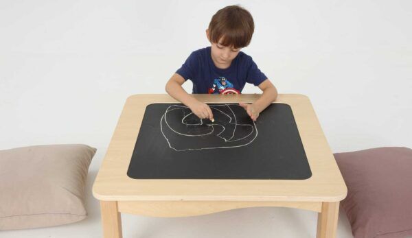 Lage Speeltafel met schoolbord
