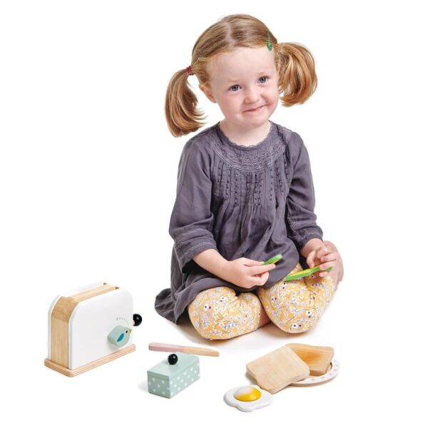 Houten Keuken speelgoed – Ontbijt set met accessoires foto 2