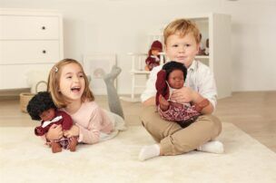 Miniland Pop Afro-Amerikaans Meisje met haar – 38 cm foto 2