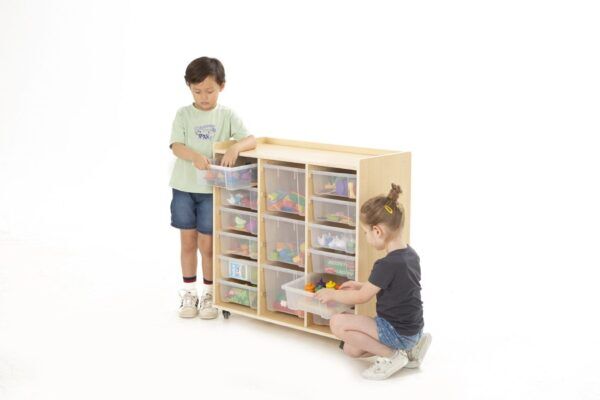 Vakkenkast met 12 kleine en 3 grote bakken