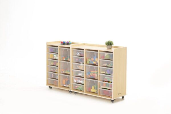 Vakkenkast met 12 kleine en 3 grote bakken