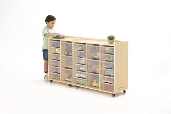 Vakkenkast met 12 kleine en 3 grote bakken