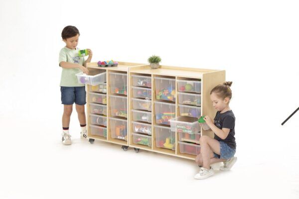 Vakkenkast met 12 kleine en 3 grote bakken