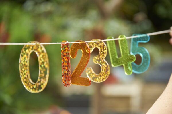 Tickit Regenboog glitter cijfers – 14 stuks