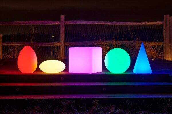 Verlichte Piramide – 26 x 26 x 48 cm