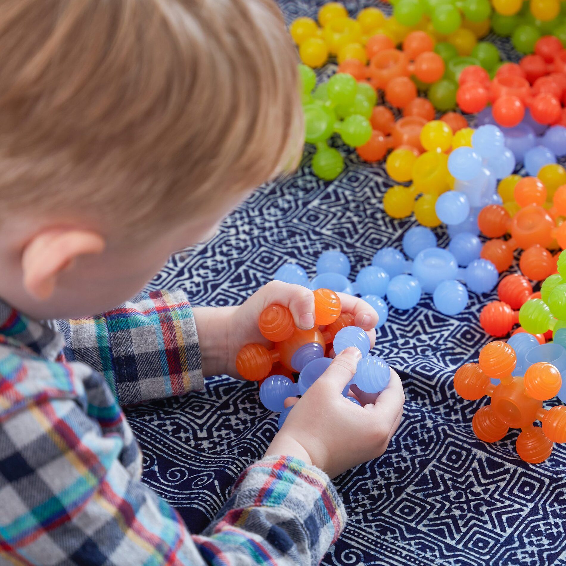 G5310_300589_PolyForm_Star_Connectors_-_35_pc._Set_-_Liftstyle_1 Guidecraft