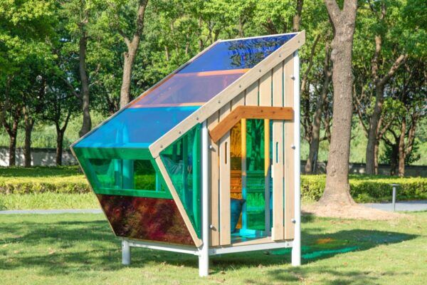 Magische kleuren buitenspeelhuis