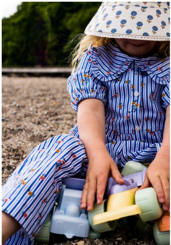 Dantoy Pastelkleurige gerecycleerde truck + 2 auto’s