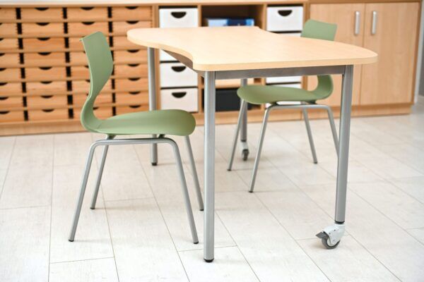 Stoel Snake – Kleur: Olijfgroen