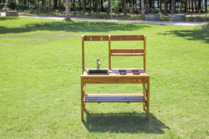 Buiten speelkeuken foto 2