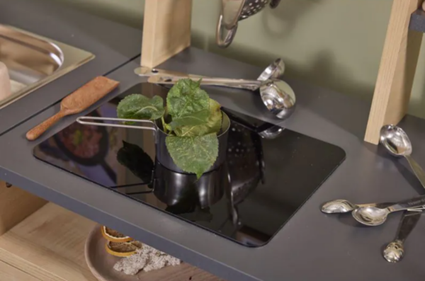 Moderne verrijdbare speelkeuken