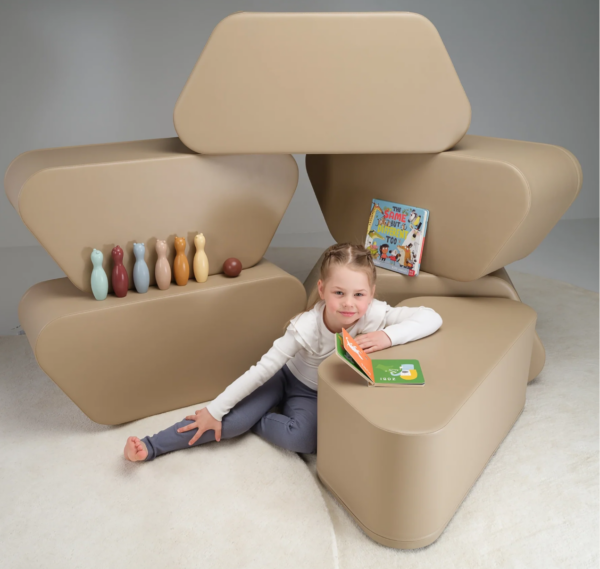 Iglu Hexagon Bench Softplay Poef – Beige 31 cm