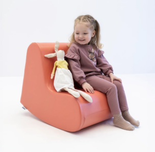 Rocking Chair Soft Play Poef – Zalm Roze Schommelstoel